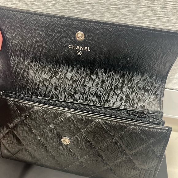Chanel So Black Boy Wallet - Picture 7 of 12